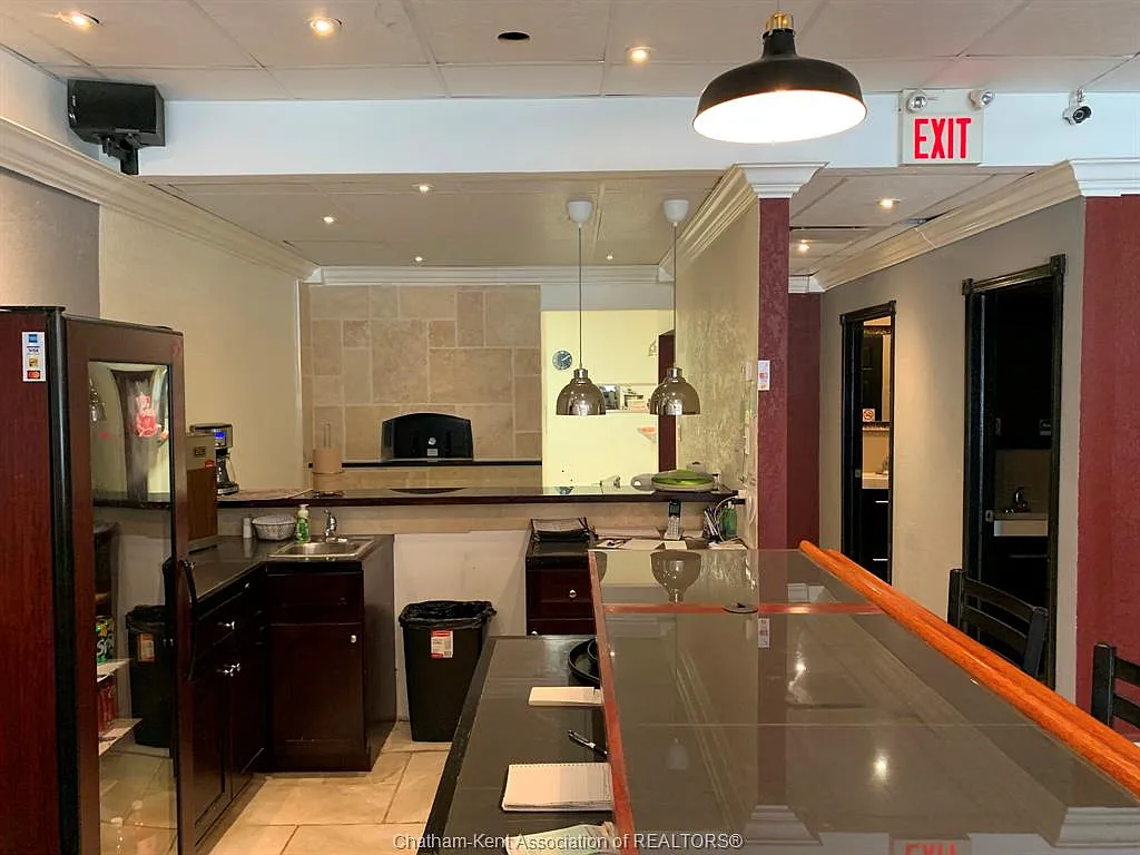Studio, $159,000 — Photo 4