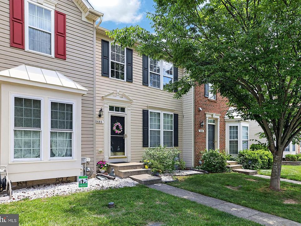 1st image of 1483 Pangbourne Way