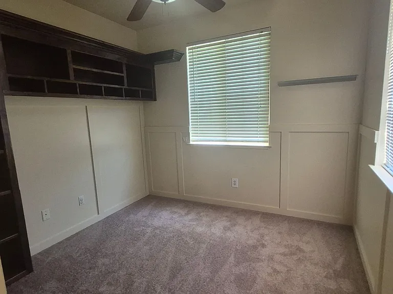 5343 Dunlay Dr — Photo 16