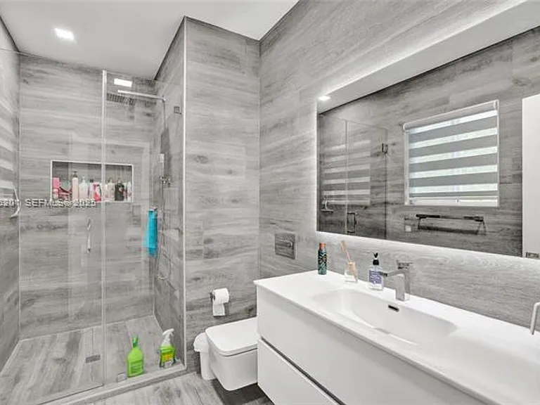 3784 Sheridan Ave #0 — Photo 11