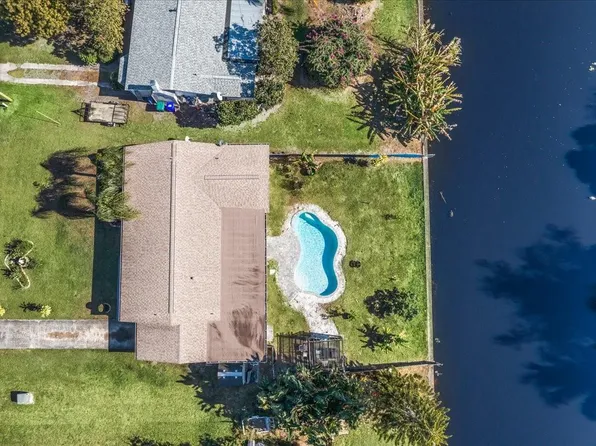 573 Wimbrow Drive, Sebastian, FL 32958