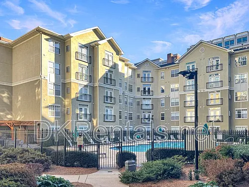 800 Peachtree St NE #1512 Photo 1