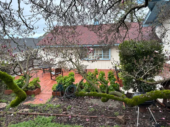 27 Avenida Dr, Berkeley, CA 94708