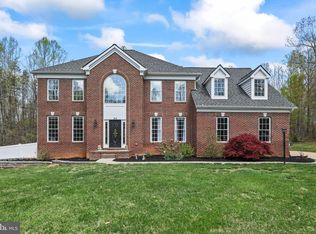 24 Kestral Ln, Fredericksburg, VA 22406