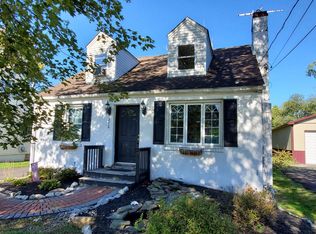 276 Woolston Dr, Morrisville, PA