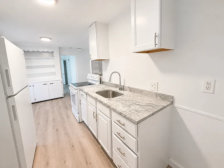 28 Marble St #2 — Photo 1