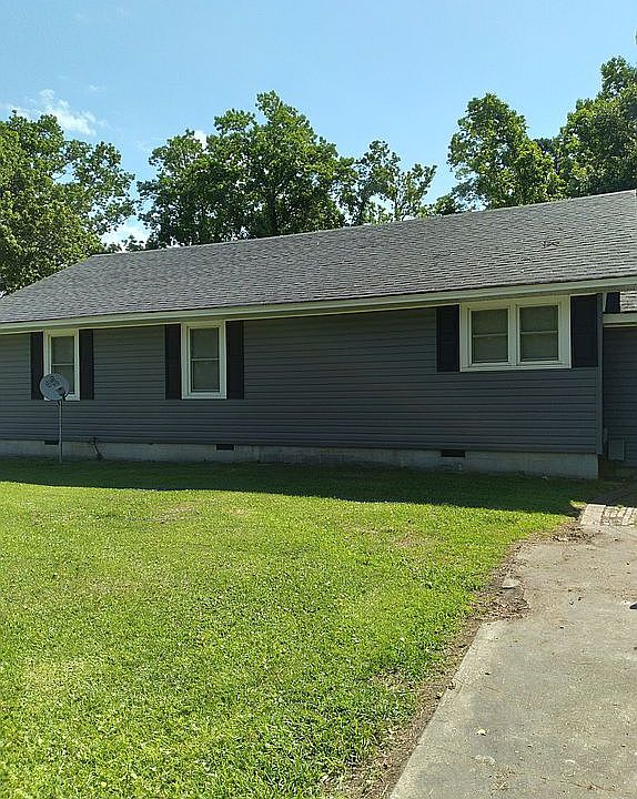 1st image of 1026 1st Ave S