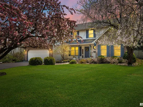 1066 E Jefferson St, Morton, IL 61550