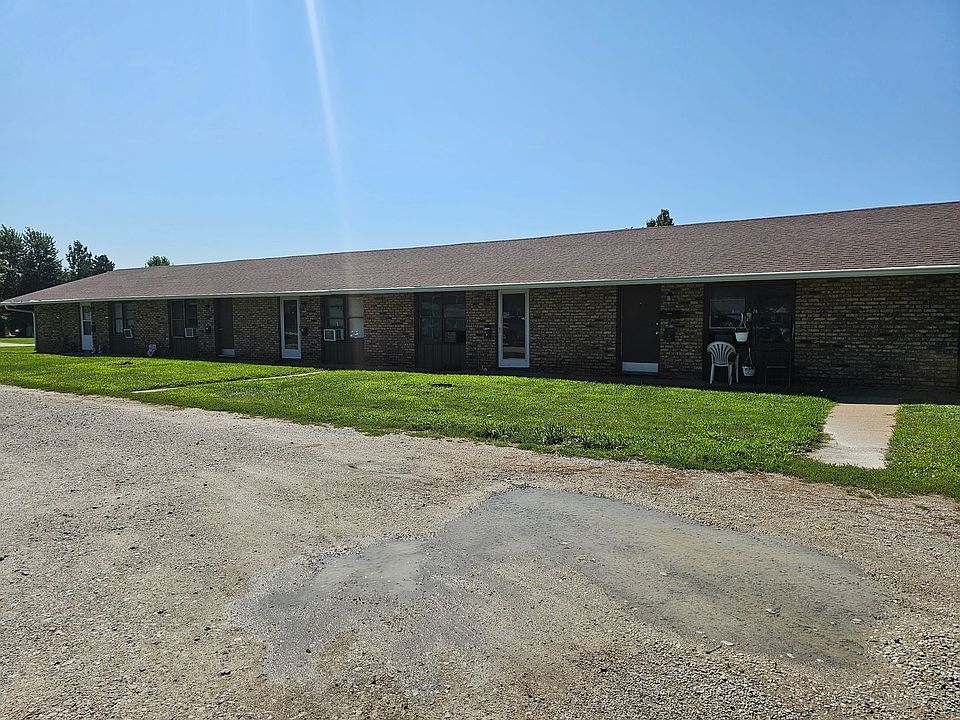 1st image of 804 9th St W