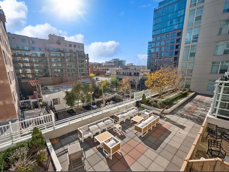 909 W Washington Blvd #602 — Photo 11