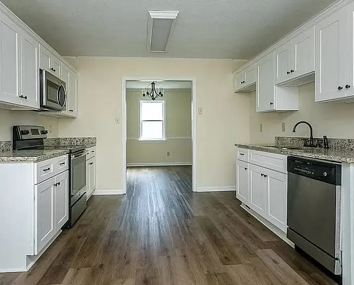 143 Caymen Ct — Photo 9