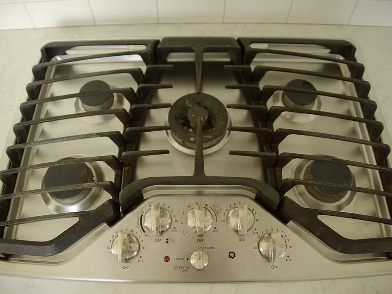 Gas stovetop