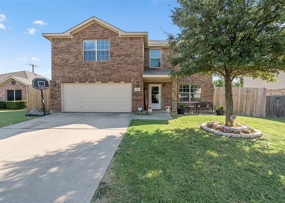 1st image of 1641 Sequoia Dr