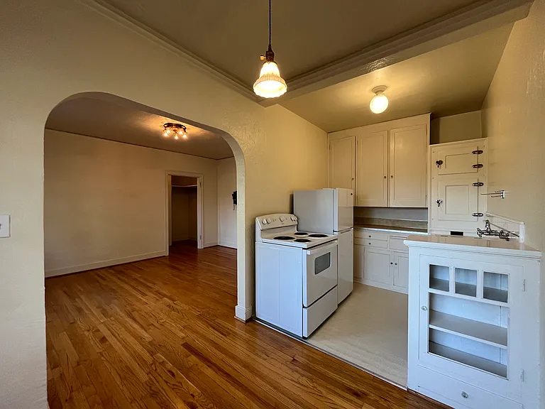 816 SE 29th Ave #303 — Photo 8