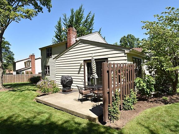 4th image of 125 Rockland Dr