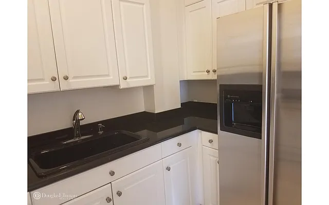 Rented by Douglas Elliman | media 8