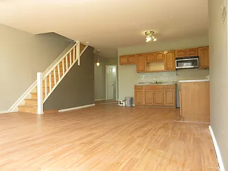 Rented by Rennit Inc.