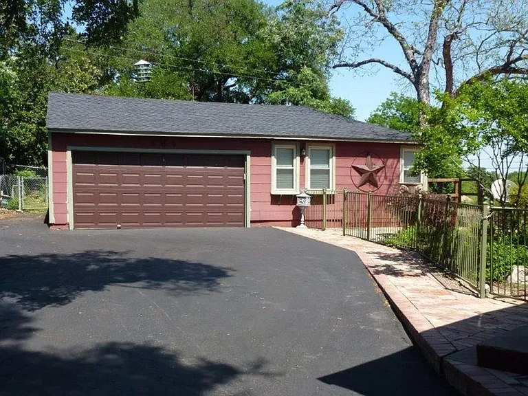149 Downing Dr — Photo 30