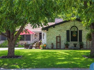 2505 16th St, Brownwood, TX 76801