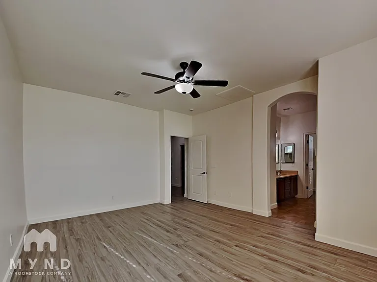 14535 W Port Royale Ln — Photo 12