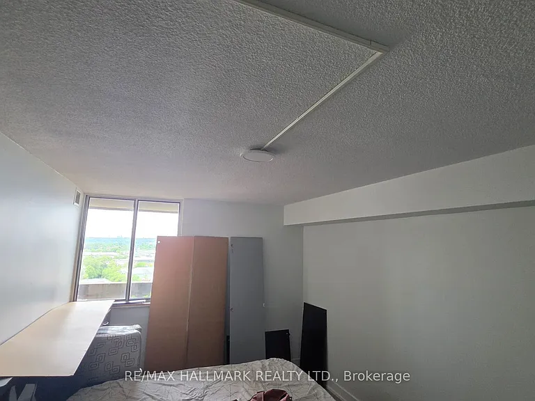 15 Martha Eaton Way #1705 — Photo 25