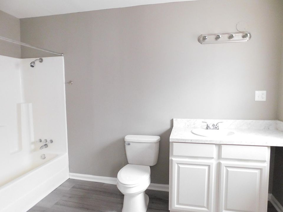 1st image of 4354 27th Pl