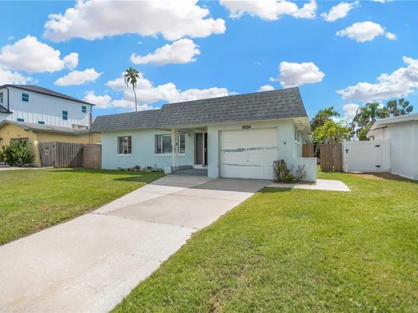 16214 3rd St E, Redington Beach, FL 33708