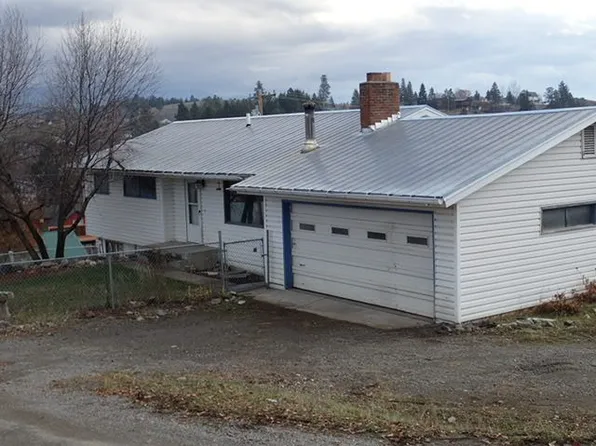 322 1st Ave W, Eureka, MT 59917