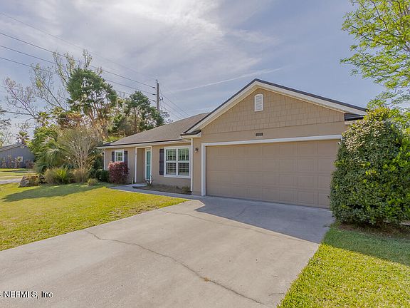 4th image of 13293 CURRITUCK Drive N