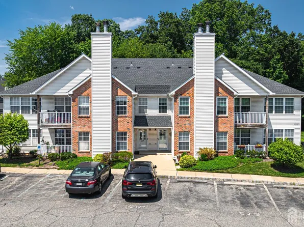 231 Vasser Dr, Piscataway, NJ 08854