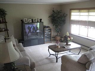 2nd image of 11870 Sharon Lee Dr