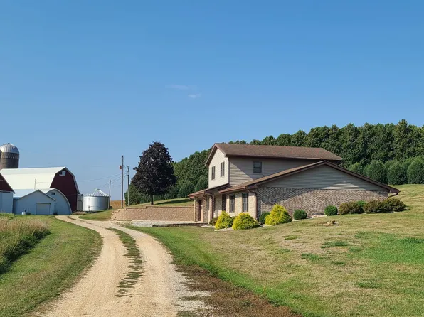 16801 Eagle Ave, Luana, IA 52156