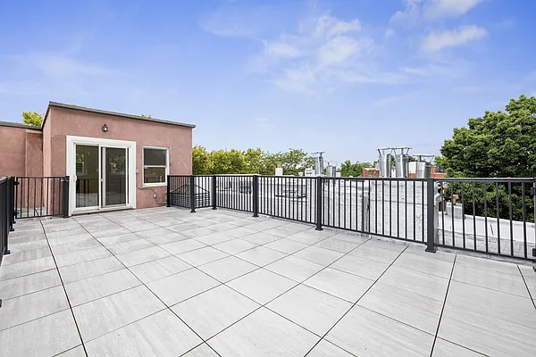 Rented by Olshan Realty | media 8