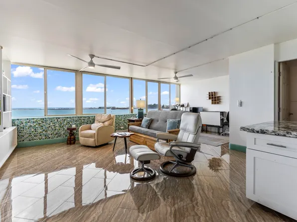 111 Kahului Beach Rd APT A426, Kahului, HI 96732