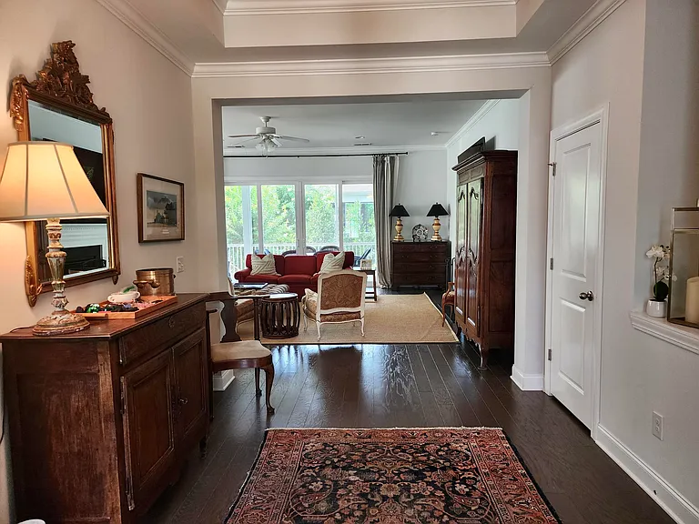 2312 Skyler Dr — Photo 3