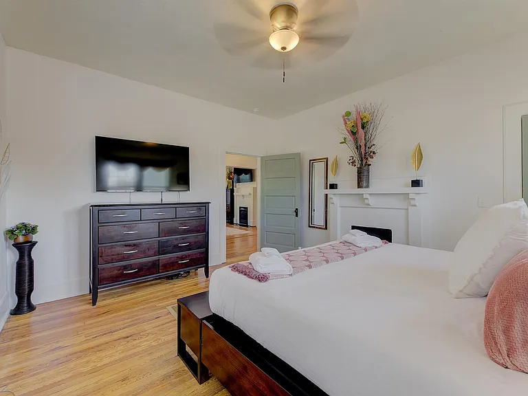 710 Heidt St — Photo 15