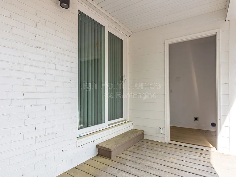 400 Gallery Ln #B-5 — Photo 11