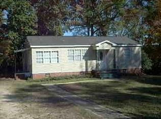 537 Glenwood Rd, Alexander City, AL 35010