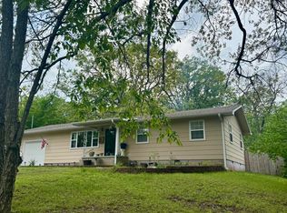 718 S Lincoln St, Neosho, MO 64850