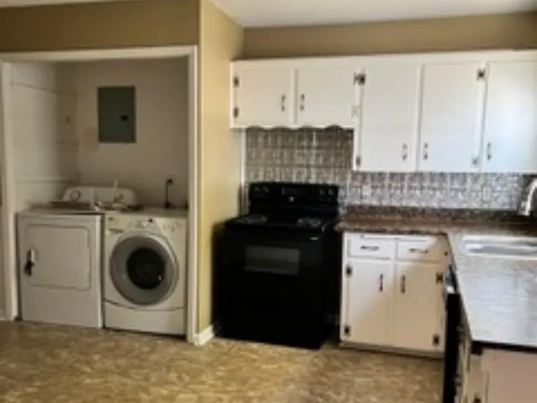 4606 S Rusk St — Photo 5