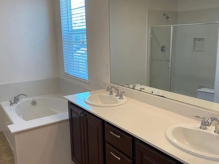 931 Willow Bridge Dr — Photo 20