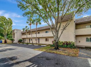 2900 Fiore Way APT 203, Delray Beach, FL 33446