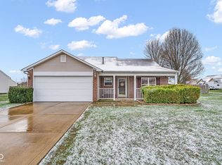 865 Palomino Pl, Bargersville, IN 46106