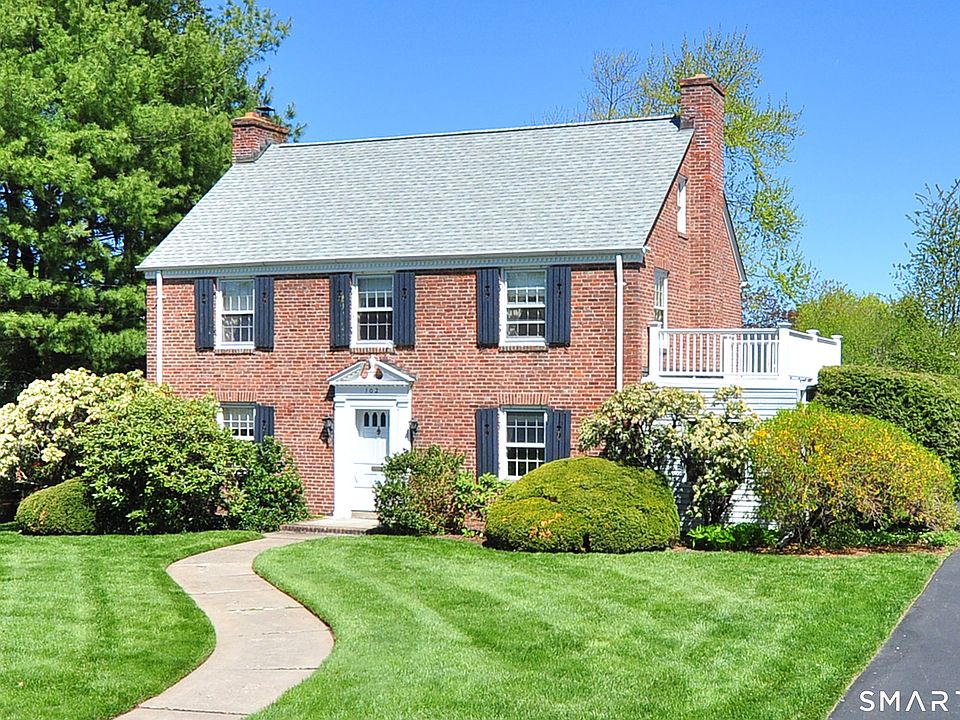 1st image of 102 Ridgewood Road