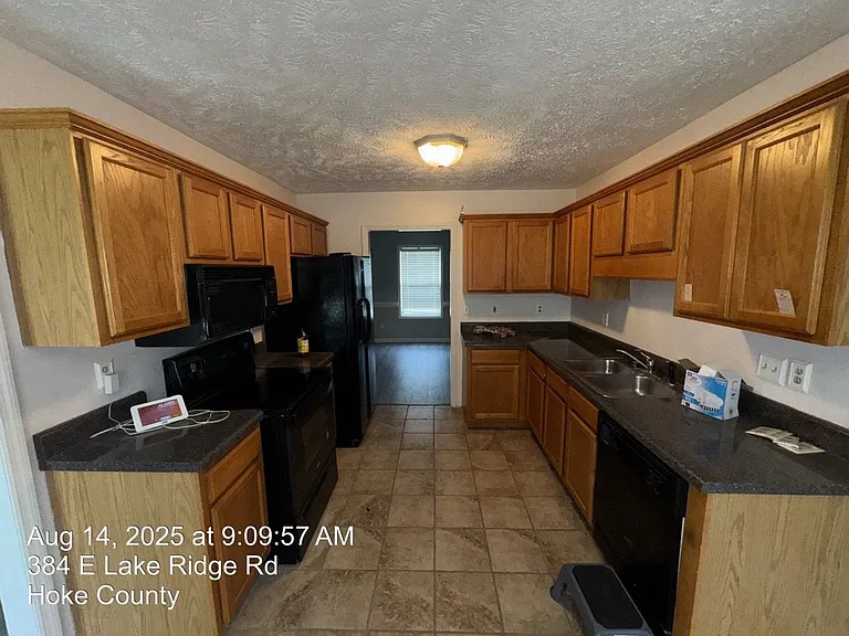 384 E Lake Ridge Rd — Photo 9
