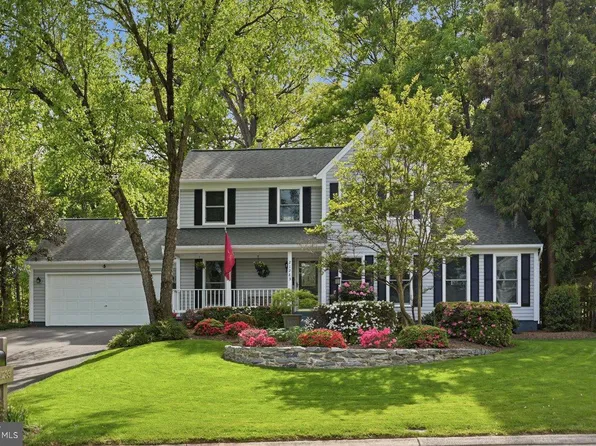 21283 Smokehouse Ct, Ashburn, VA 20147