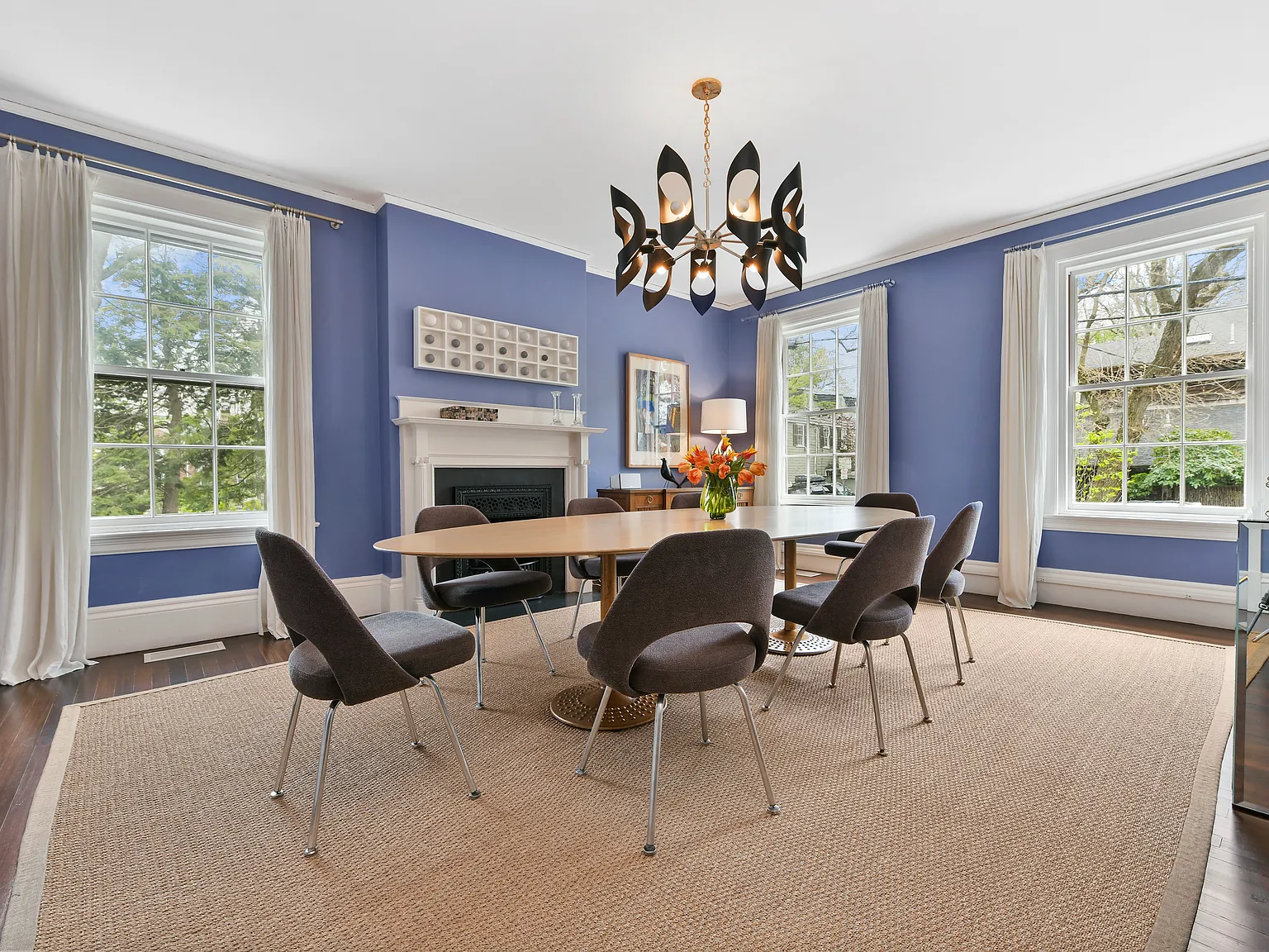 3 bed, 3.5 bath, 5708 sqft, $19,750 — Photo 4