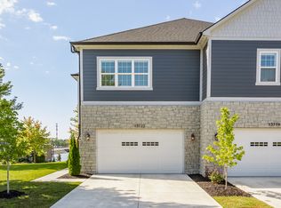 13723 W Voyager Dr, Fishers, IN 46037
