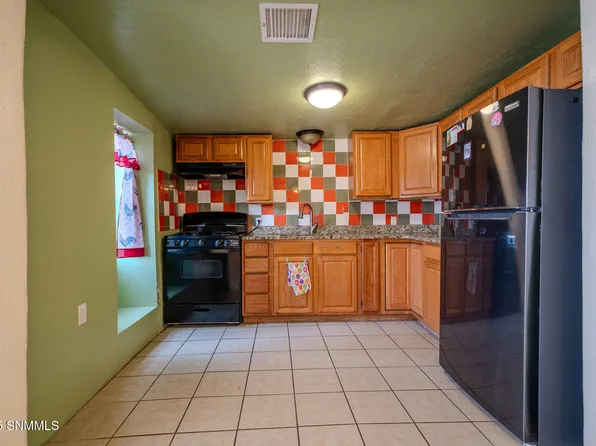 204 W Chopes St, La Mesa, NM 88044