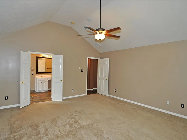 13607 Goldwater Ct — Photo 22